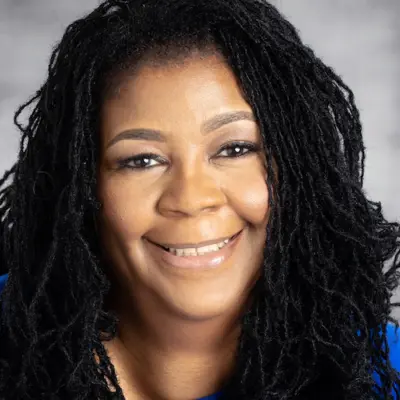 Photo of Andrea Hunter