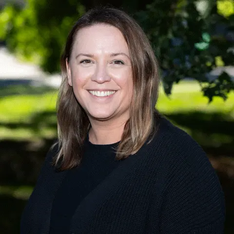 Photo of Alison Olig